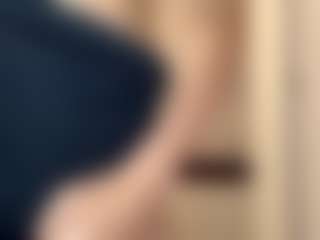 Live cam show with DonettaChochrek - Public Brown Hair on Camsoda