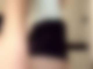DonettaChochrek's Live Sex Cam Show