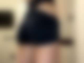 Live cam show with DonettaChochrek - Drinking on livesuperchat.net