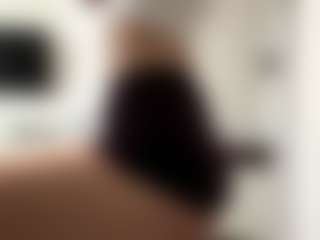 Live cam show with DonettaChochrek - College on liverealitysex.com