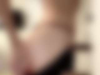 DonettaChochrek's Live Sex Cam Show