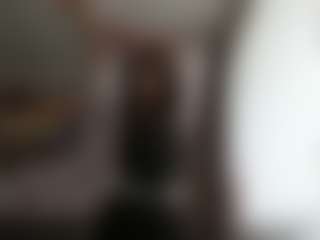 Live cam show with Regina - Full Nudity on Cam Slut