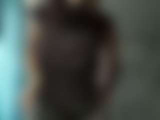 Live cam show with Regina - Nipple Piercings on SpankPalCams