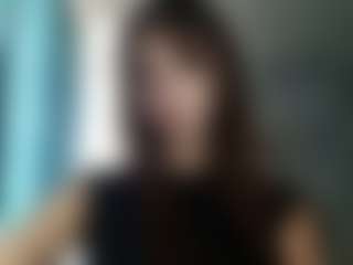 Live cam show with Regina - Brown Hair on Camming Site