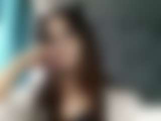 Live cam show with Regina - Brown Hair Teen (18+) on Camsoda Late Night