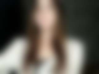Live cam show with Regina - Anal Brown Hair on SquirtSoMuch