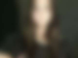 Live cam show with Regina - Nipple Piercings on nudelive.tv