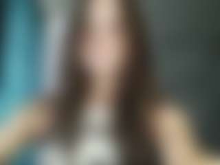 Live cam show with Regina - College Brown Hair on Camsoda