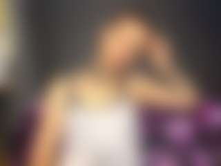 IoneBeyene's Live Sex Cam Show