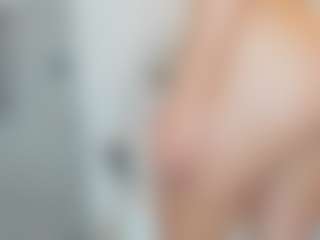Live cam show with Naomi-Rossee - Dirty Talk on TeamSkeetLive