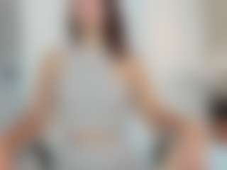 Live cam show with Naomi-Rossee - Dildo on LiveSexCams6