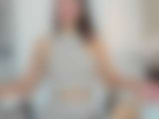 Naomi-Rossee's Live Sex Cam Show