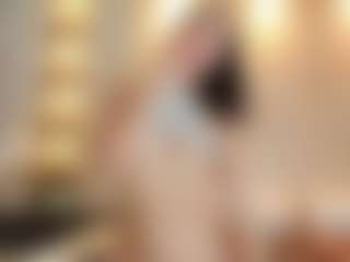 Live cam show with Naomi-Rossee - Athletic Blowjob on intimatelivegirls.com