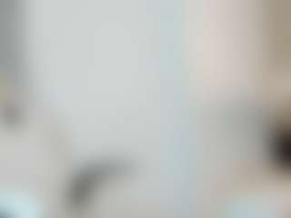 Live cam show with Naomi-Rossee - New Brown Eyes on CamSodaAdn