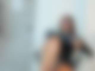 Naomi-Rossee's Live Sex Cam Show