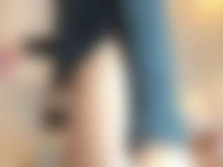 Naomi-Rossee's Live Sex Cam Show