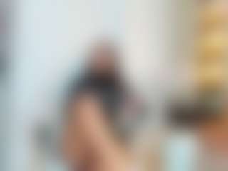 Naomi-Rossee's Live Sex Cam Show