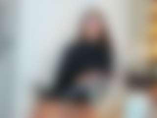 Naomi-Rossee's Live Sex Cam Show