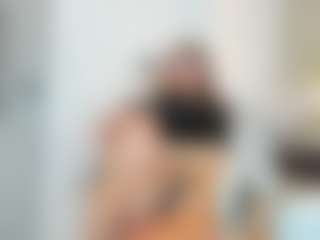 Naomi-Rossee's Live Sex Cam Show