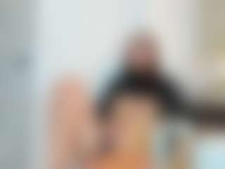 Live cam show with Naomi-Rossee - Oil on nudelive.tv