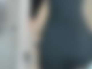 Naomi-Rossee's Live Sex Cam Show