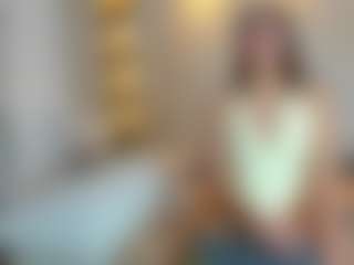 Live cam show with Naomi-Rossee - Erotic Dance on Taboo Cams XXX