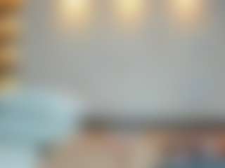 Live cam show with Naomi-Rossee - Oil on parknlotfishbdy