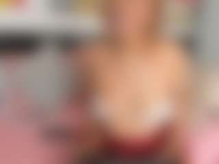 naughty-morena's Live Sex Cam Show