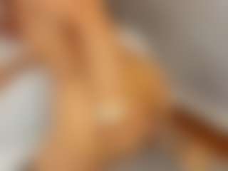 naughty-morena's Live Sex Cam Show