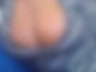 Live cam show with SexyBoobs44DD - Spinthewheel on fapnchat