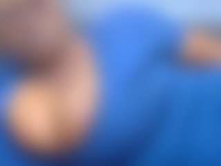 Live cam show with SexyBoobs44DD - White on UwU Esports