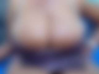 SexyBoobs44DD's Live Sex Cam Show