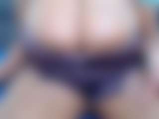 SexyBoobs44DD's Live Sex Cam Show