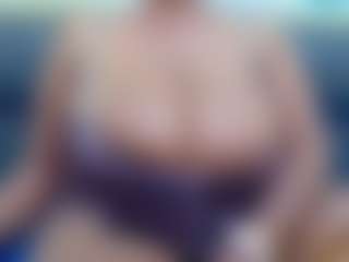 SexyBoobs44DD's Live Sex Cam Show