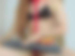 Live cam show with vivifit-08 - Athletic on StripNow
