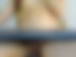 Live cam show with vivifit-08 - Kinky on StripNow