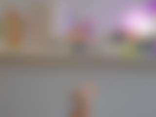 YourBurningWish MILF webcam performer live streaming