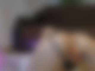 YourBurningWish MILF webcam performer live streaming