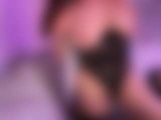 AnnAngelq's Live Sex Cam Show