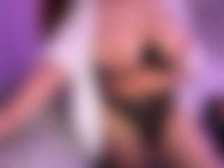 AnnAngelq's Live Sex Cam Show
