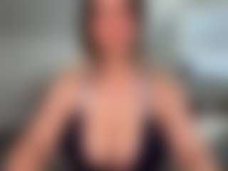 AnnAngelq's Live Sex Cam Show
