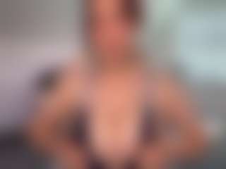 Ann Angel Q's Live Sex Cam Show