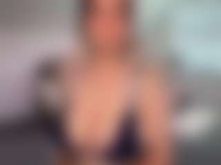 Ann Angel Q's Live Sex Cam Show