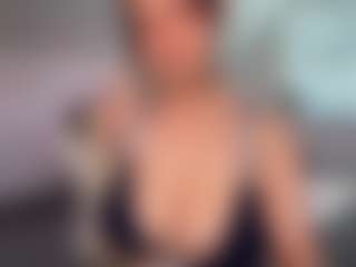 Ann Angel Q's Live Sex Cam Show