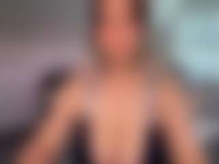 Ann Angel Q's Live Sex Cam Show