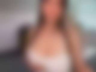 Ann Angel Q's Live Sex Cam Show