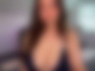 Ann Angel Q's Live Sex Cam Show