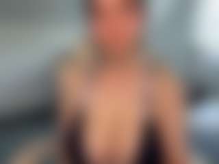 Ann Angel Q's Live Sex Cam Show