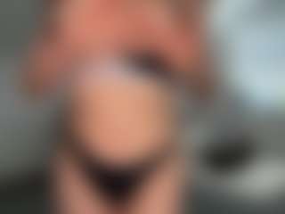 Ann Angel Q's Live Sex Cam Show