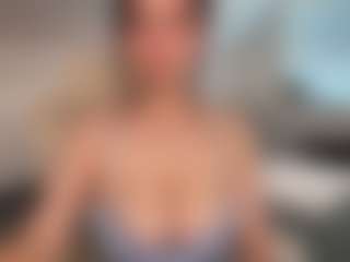 Ann Angel Q's Live Sex Cam Show